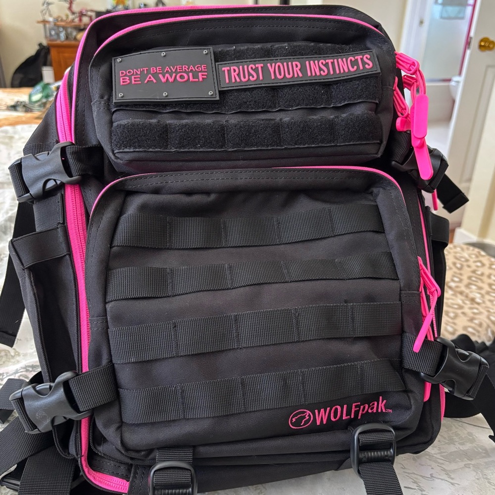 WOLFpak 25L Backpack